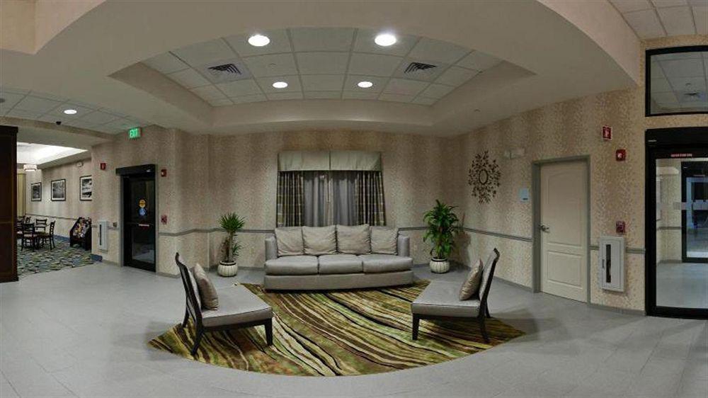 Comfort Inn & Suites Plainville-Foxboro Екстер'єр фото
